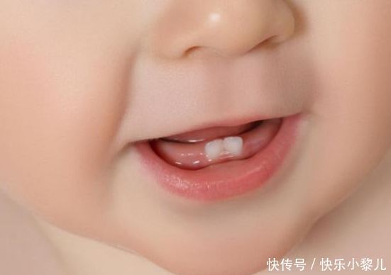 举动|“人类幼崽”多大开始长牙?这三个“讨厌”举动,说明宝宝要长牙