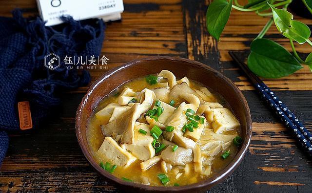 平菇|天气太热，宁可不吃肉也要吃这菜，营养丰富又滑嫩好吃，老少皆宜