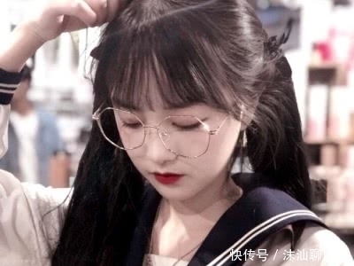 马尾|初中女生注意啦,“低马尾”已经过时,现在“韩式马尾”嗨翻全场!
