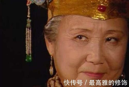 王夫人$贾母的衣服,比王夫人的100两银子高明10倍,这才是贵妇的样子