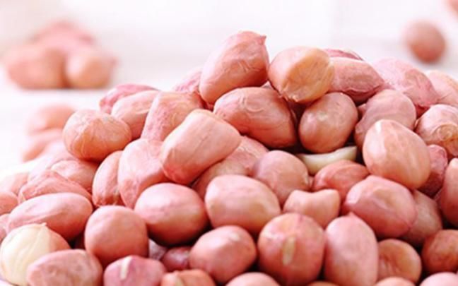 凉粉|男人喝酒时,尽量少点2种下酒菜,最后一种,许多人都喜欢吃