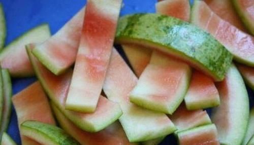 “男怕柿子女怕梨，母猪最怕西瓜皮”你知道是什么意思吗背后含义你肯定想不到