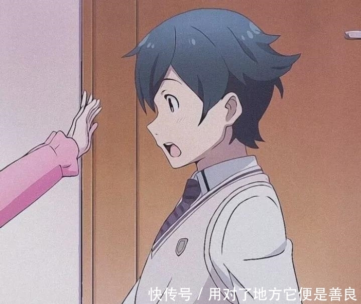 动漫头像:雨滴下,叶托着;你走进我心含着