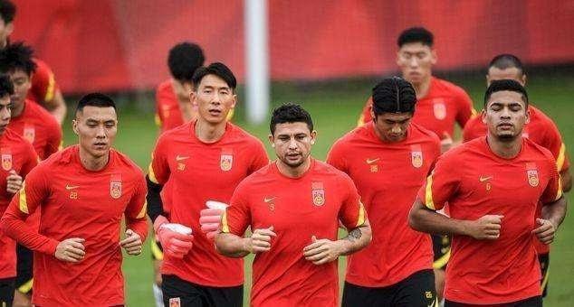 高拉特|反转!中国足球传来好消息,李霄鹏这回可以安心了