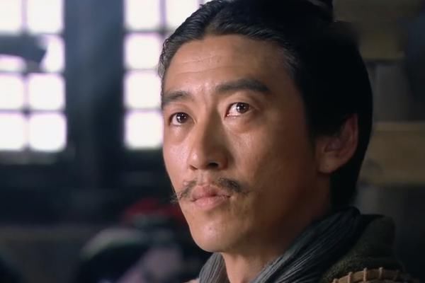  巨变|《水浒》里条件最优越的强盗：有贵人相助，却因内讧而巨变