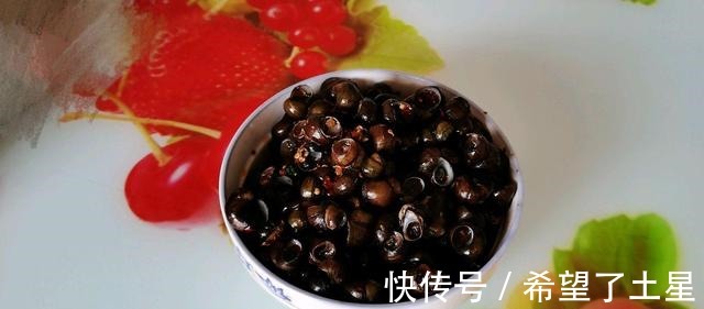 食用油|入秋的田螺这样做,鲜辣入味,解馋过瘾,吃完还想吃!
