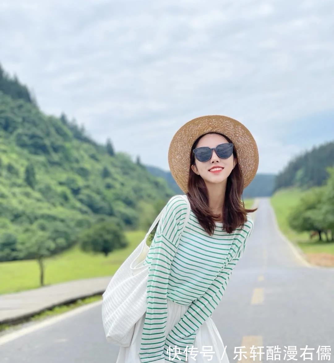 减龄|别再说小个子穿不出气场了,学会这几种穿搭,高级优雅还好看