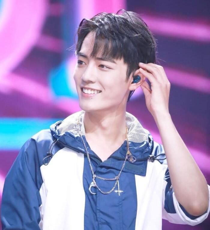 创4|肖战加盟《创4》实锤!节目赞助商新物料官宣,海报细节引人注目