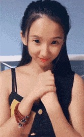 |搞笑GIF:是谁说喜欢苗条的妹子 你们看看这位美女怎么样?