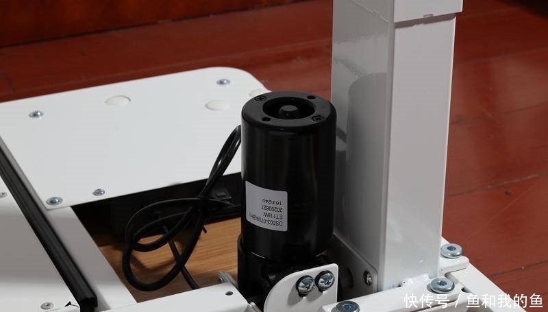 升降|我的梦想桌面，简约大气、智能升降，乐歌E5电动升降桌体验