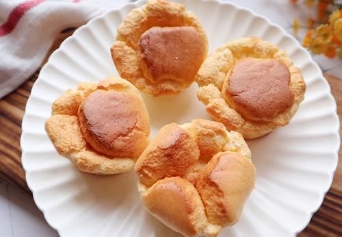 1碗糯米粉，2个鸡蛋，不分高低筋面粉，就能轻松做杯子蛋糕