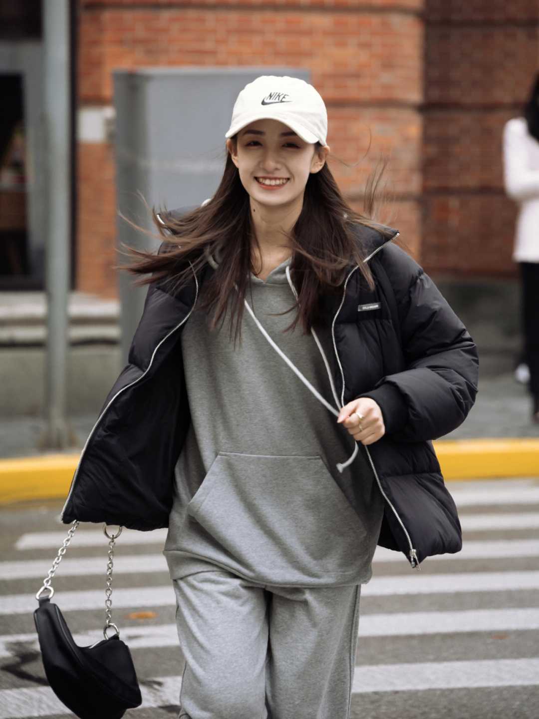 穿搭|新年战袍中一定要有运动套装!像博主这样穿,美得让人羡慕