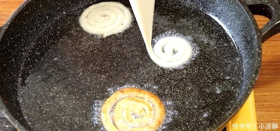 不用|想吃薯条不用出去买,教你一种新做法,特酥脆,比买的薯片好吃