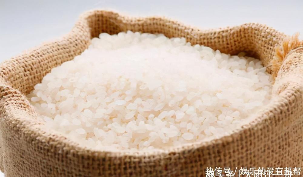 米袋|买大米时,不是越贵越好!若米袋上“这行字”不对,都是劣质米