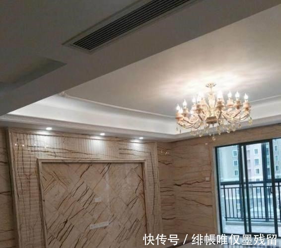 完工|老公硬把全房贴“虎皮纹”瓷砖，硬装完工后我懵了！谁见过！