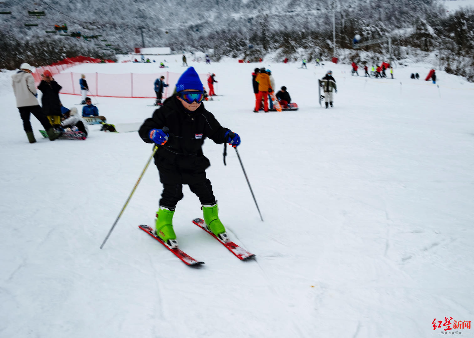 春节假期第五天，成都A级旅游景区门票收入同比增长超3成