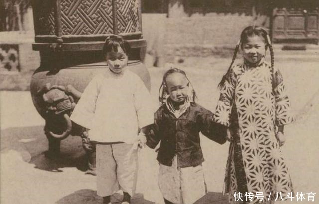 王妃|老照片第四张是全真道士，第七张是蒙古王爷，第八张是王妃