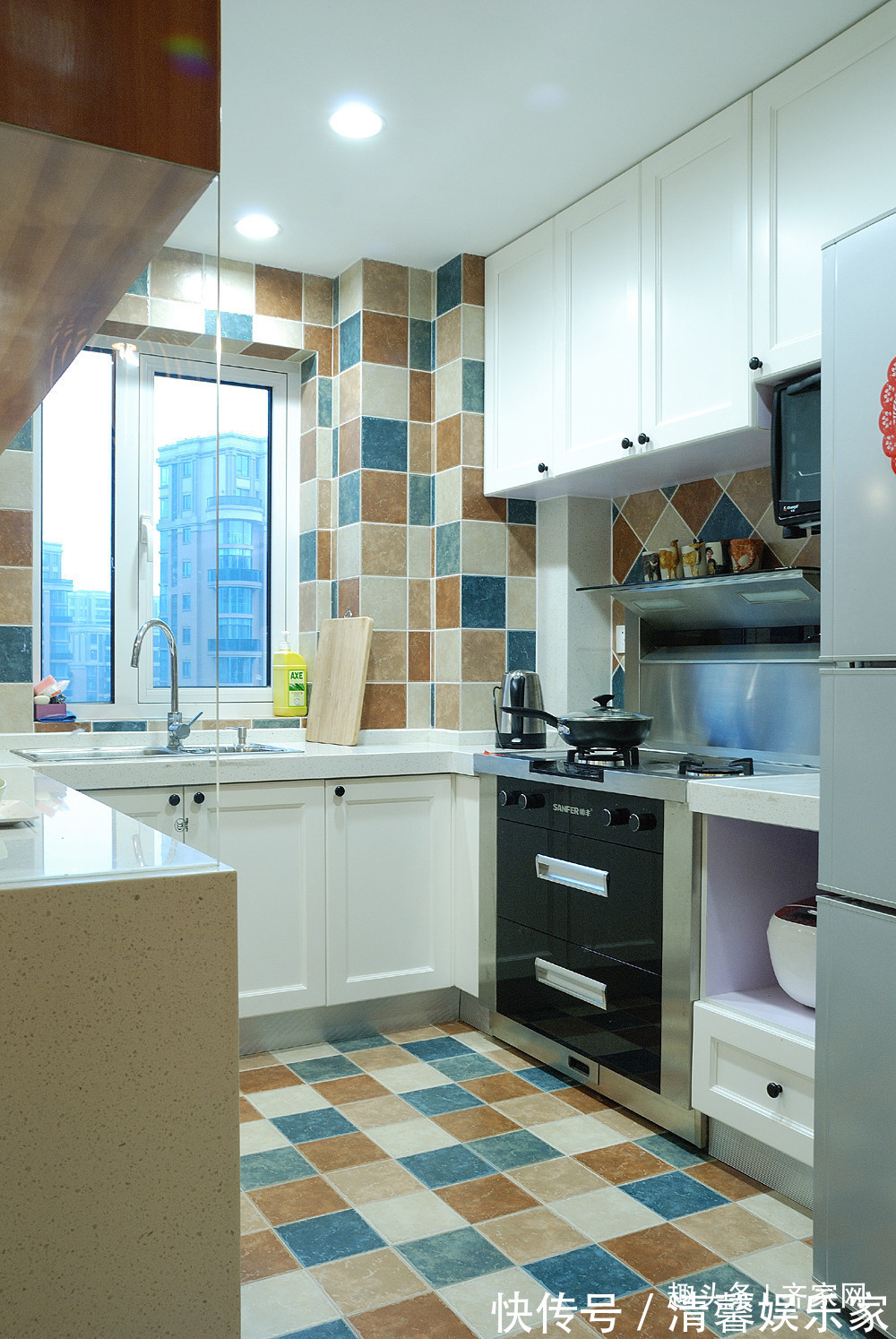 色彩|80平混搭二居之家,丰富的色彩,个性的布局,让脑洞大大大!