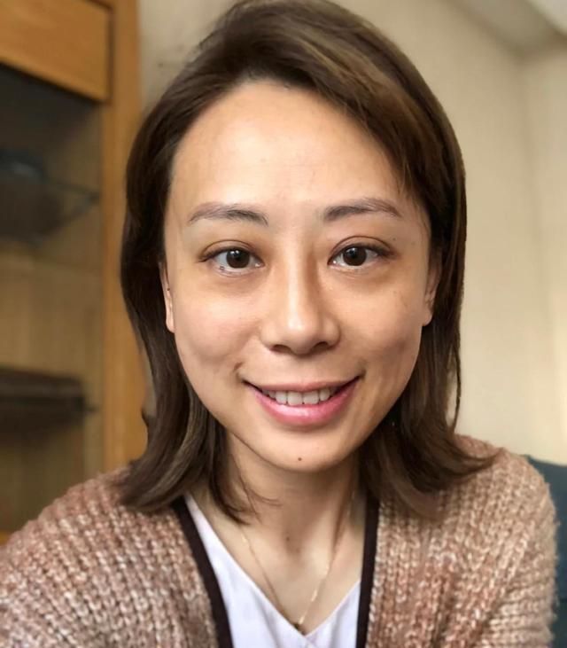 面膜 40岁女人想不显老,护肤时坚持这3个好习惯,肌肤细腻有光泽!