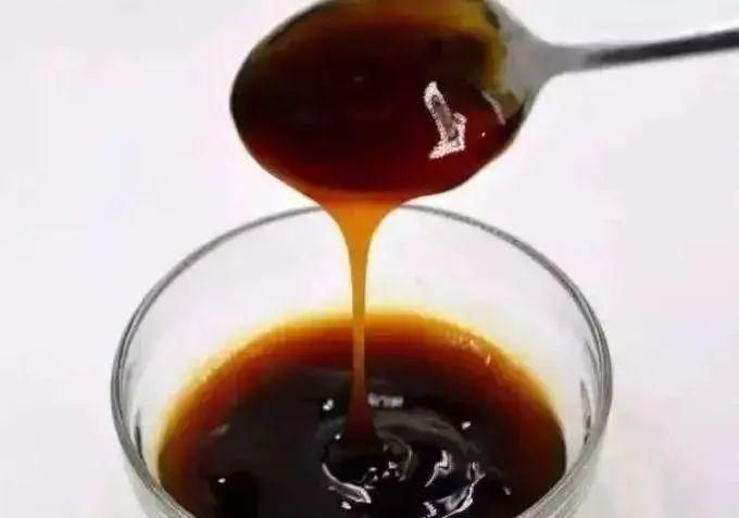 嘴里|尿酸高的人,身体出现3种异常,警惕肾衰竭,3种饮品少往嘴里倒