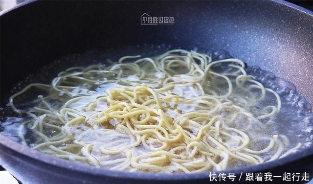  它是中国十大面条之一，当地人一早就要吃，美味停不下来，快收藏