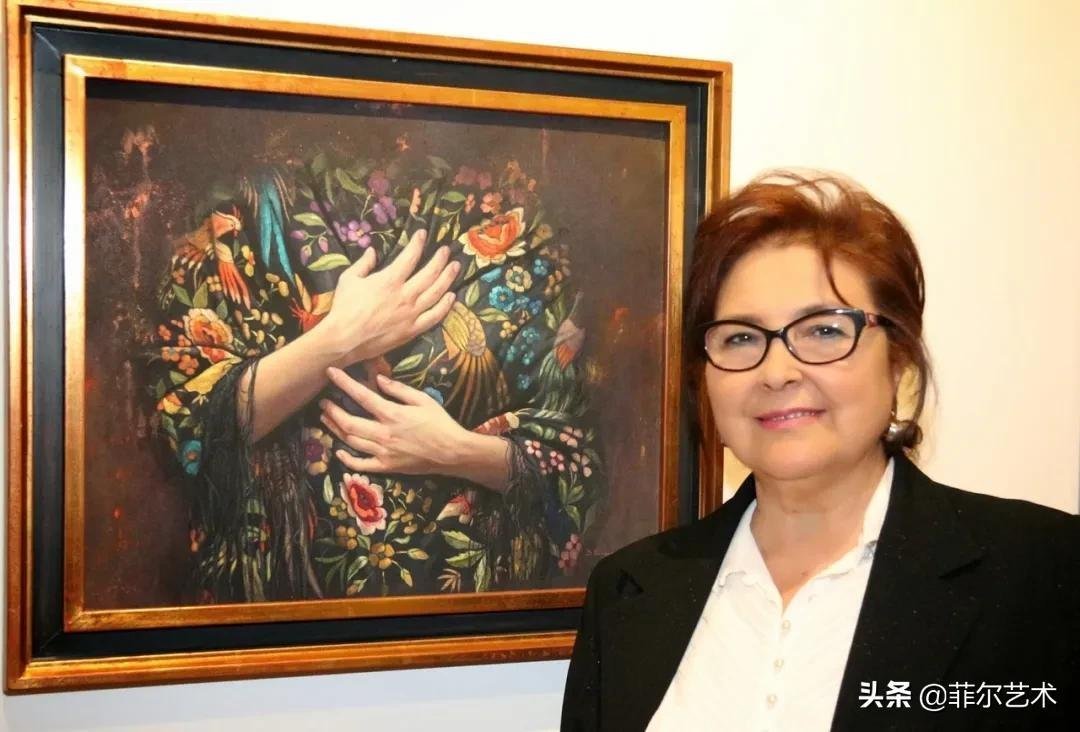 女画家@女画家索莱达·费尔南德斯画笔下的女子人物沉稳自然,美丽优雅