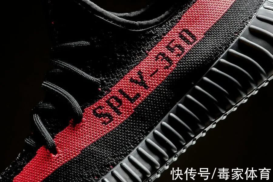 得物 adidas杠上NIKE？接连复刻2双神鞋，YEEZY 350 奥利奥+黑粉即将回归