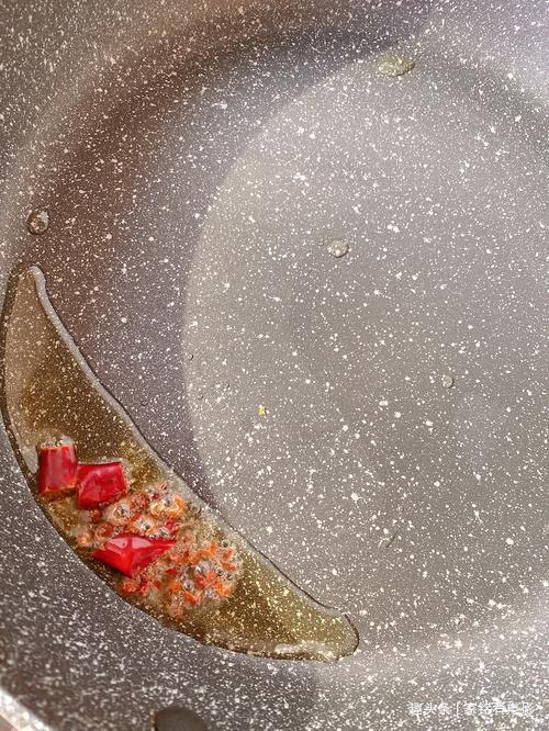 鲜爽可口的西芹炒肉,好吃可口,营养美味