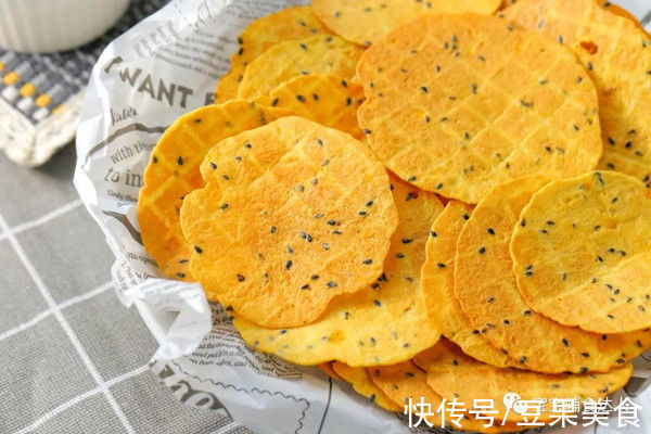 红薯薯片|学会这道自制红薯薯片「宝宝辅食」，吃饭时间不用愁