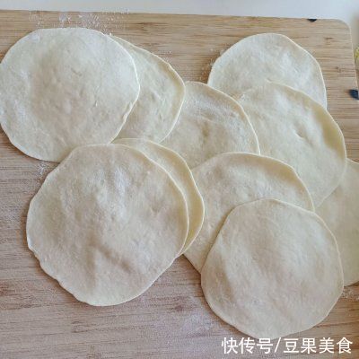 萝卜粉丝包子这样做,手残党也能当大厨
