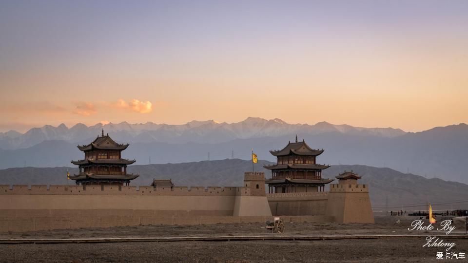 电影|电影《英雄》取景地--内蒙额济纳，记录炫丽迷人的七彩丹霞地貌