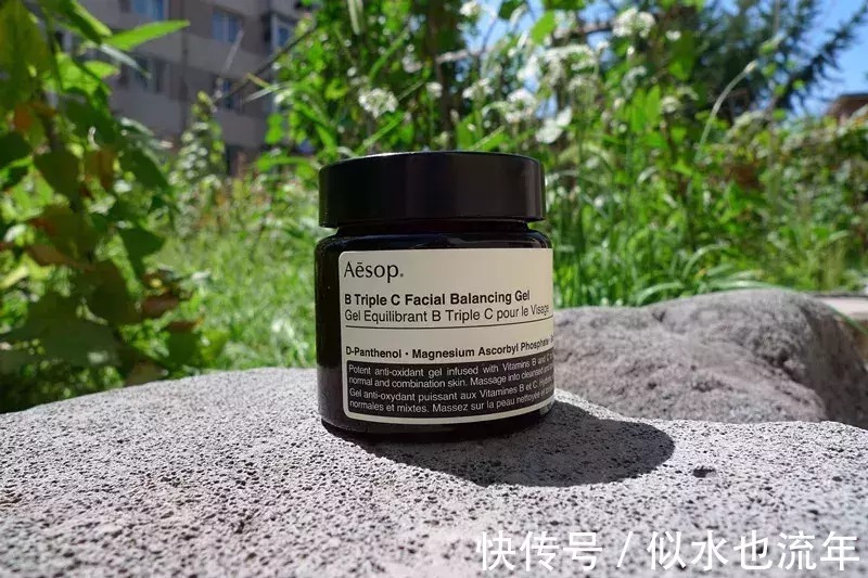 补水|保湿面霜推荐:修复敏感,有效深层补水美白,让肌肤如丝紧致柔滑