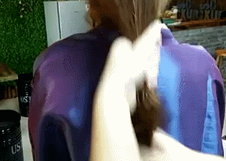 烫发 细软黄的发质烫不卷?这几种烫发方法,让你烫出健康有弹性的卷发