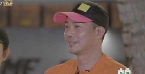 陈小春、谢天华患难见真情，GAI借机自夸，拿自己跟陈小春对比