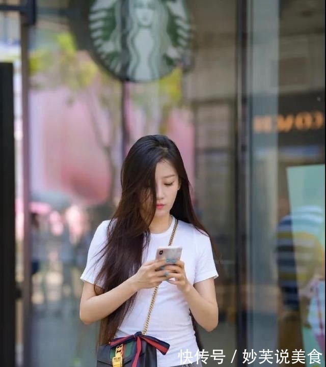 盛世美颜 如出水芙蓉的神仙小姐姐,搭配一身好看的穿搭,简直是仙女下凡啊