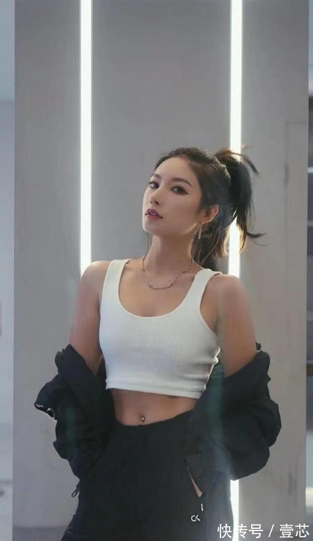 身材|95后模特身材骨感，揭秘她不用饿肚子，就能保持两位数体重的方法