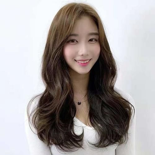 女人是留长发好看，还是短发好看？只要你喜欢，别人看着好看就香