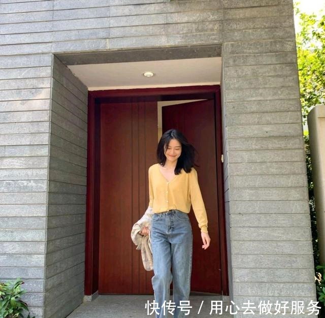 元气 只要穿对了,简简单单的穿搭风格也很耐看,元气满满!