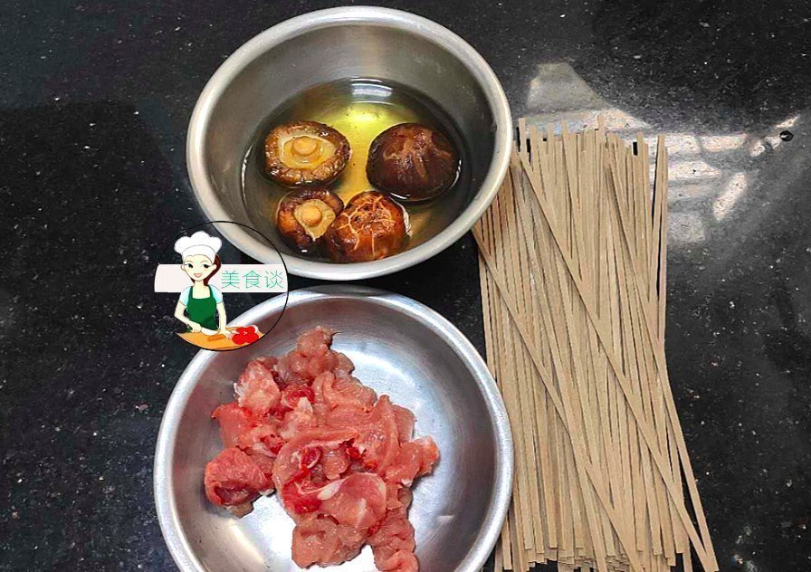 早餐|天冷了,儿子早餐就馋这面,鲜甜营养,一碗下肚超满足,不饿肚子