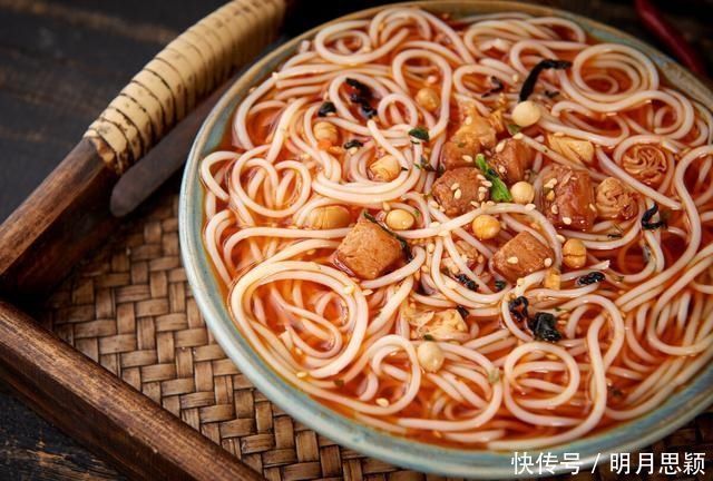 长肉|易长肉的5大主食已公布,馒头米饭不算啥,看完榜单,劝你管住嘴