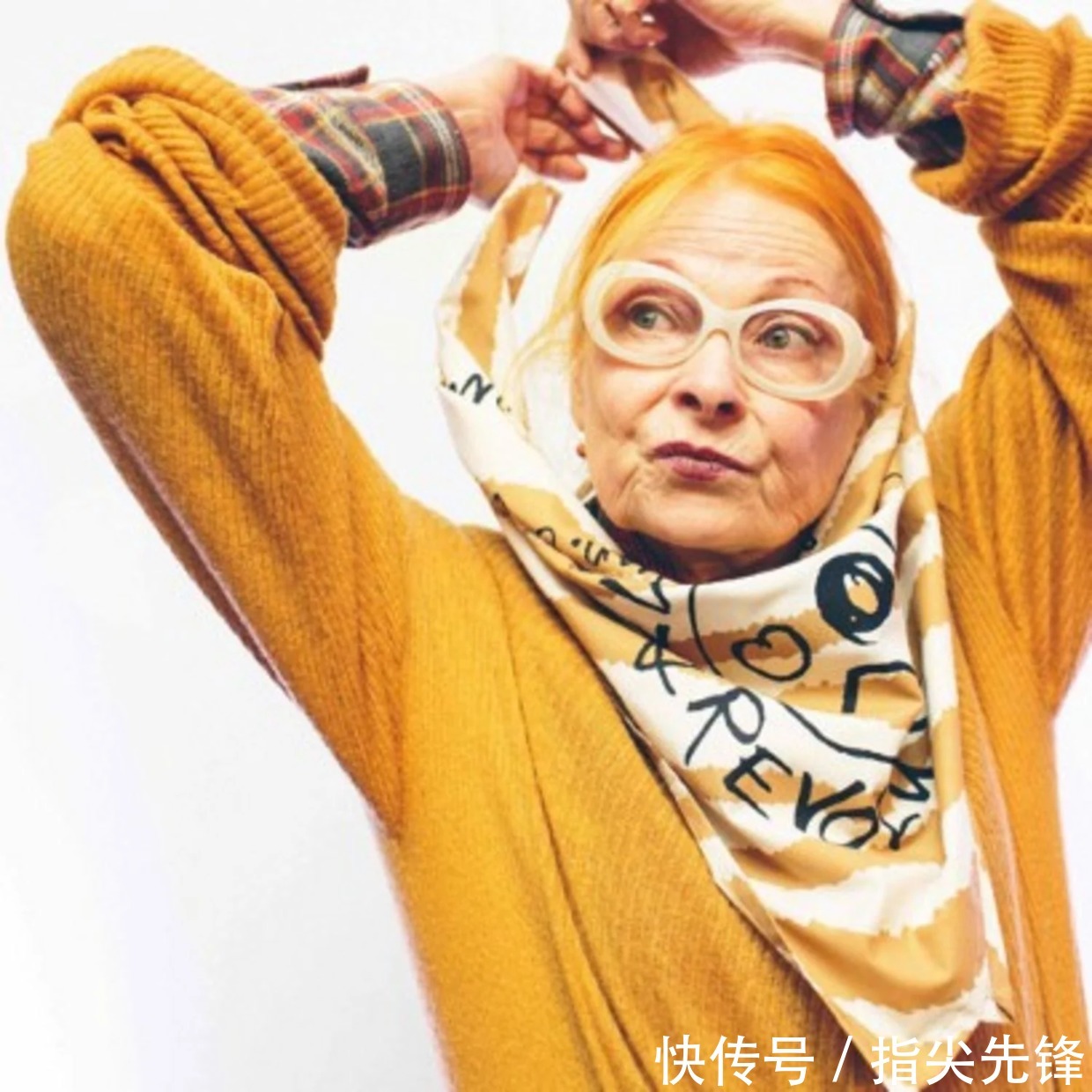 100块把土鳖宅男变鲜肉超模,英国俩沙雕小哥把时尚圈玩坏了