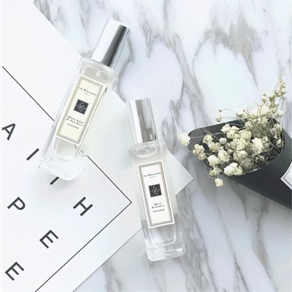 挽回|香水控的福音！你的香水留香时间“巨短”吗？几个小技巧教你挽回