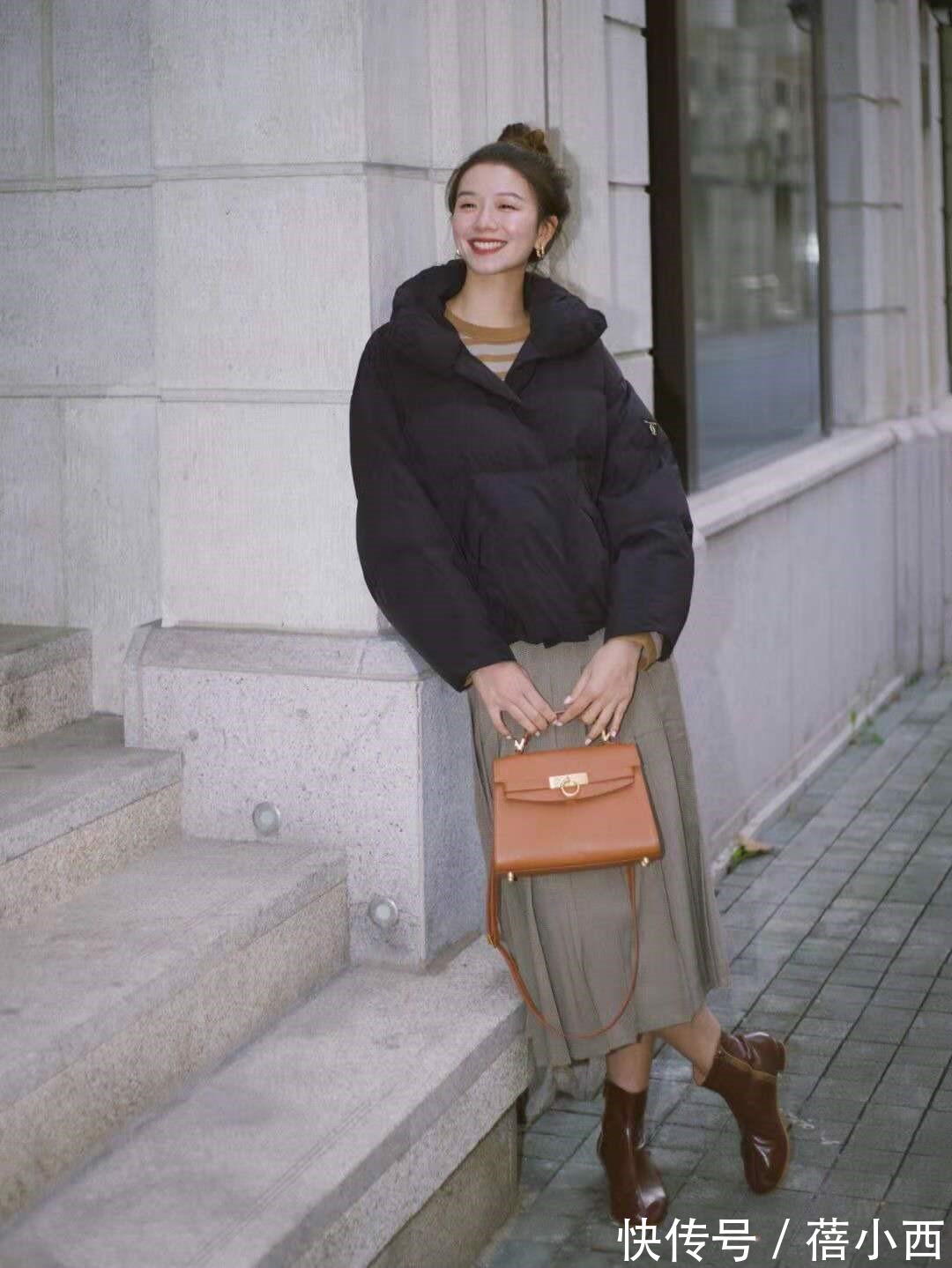 穿搭|冬季穿“羽绒服”下面搭什么?建议配这3种,出街轻松赚足回头率