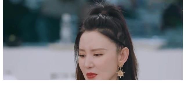 宁静|《中餐厅》偶像包袱最重的嘉宾,别人在忙她补妆,比宁静还能化