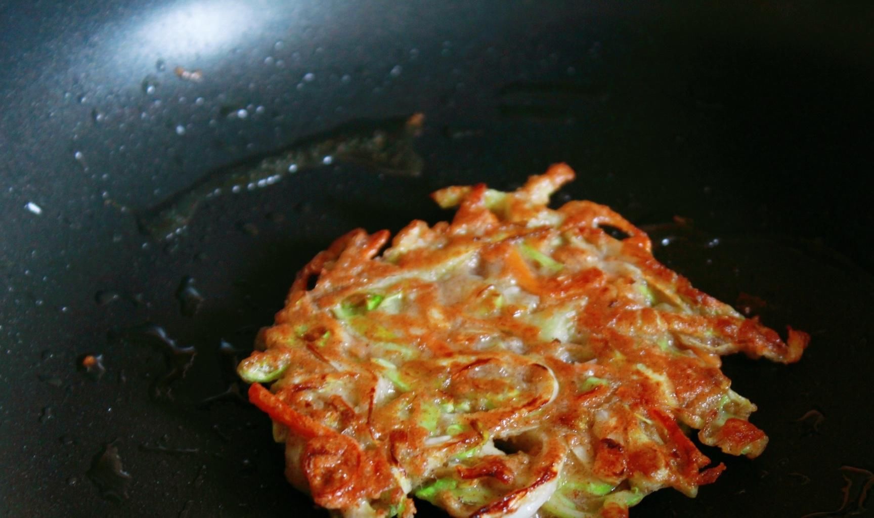 全麦粉|减肥最狠的面饼,不和面不揉面,3分钟出锅,肠胃无负担,无压力