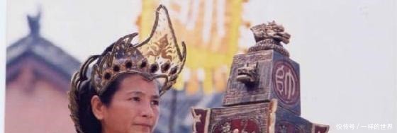 杨门虎将无一生还,佘太君为他们守灵时,看到一乞丐当即晕了!