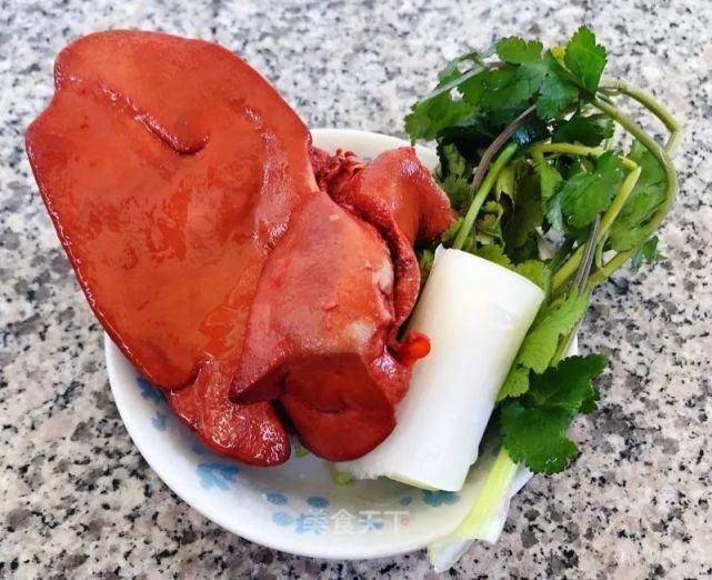 不会炒猪肝的，一定要像这样炒鲜香滑嫩，非常好吃，超级下饭哦