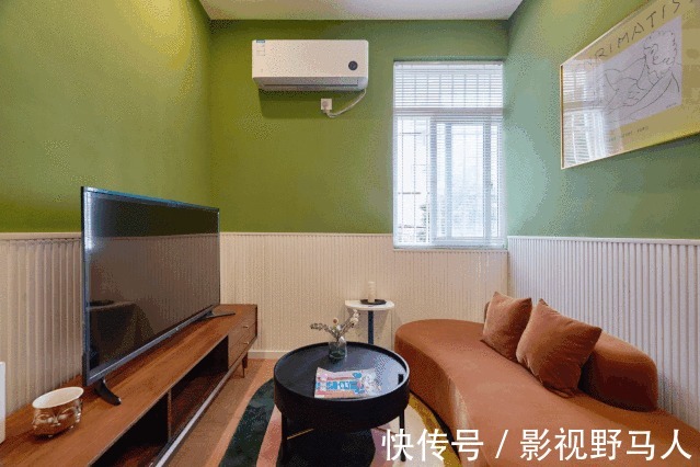 厨房|设计师爆改55㎡老破小，配色高级、功能齐全，进屋就被迷住了！