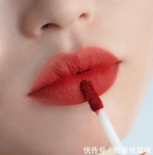 pat “品味够好”的女人，秋天都喜欢涂这5支口红，轻松显白又上档次！