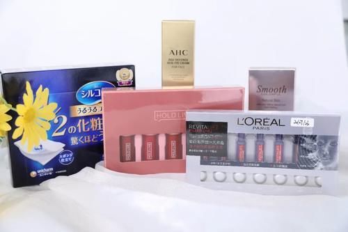 小可爱们|胶原蛋白VS玻尿酸,拿什么拯救这张不想衰老的脸